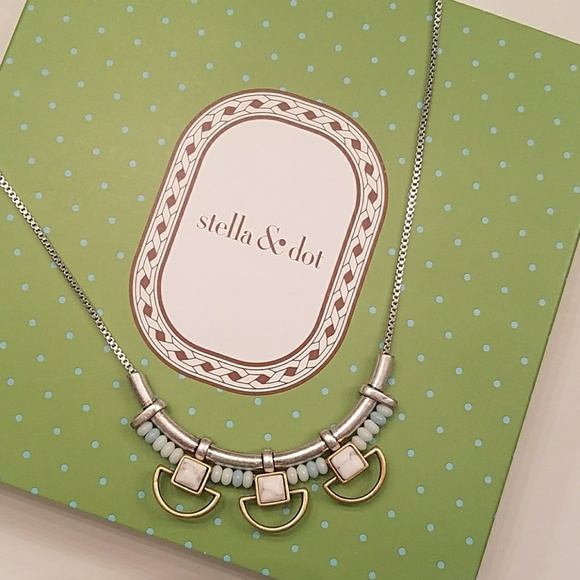 Stella & Dot Jewelry - Stella and Dot mini bib necklace